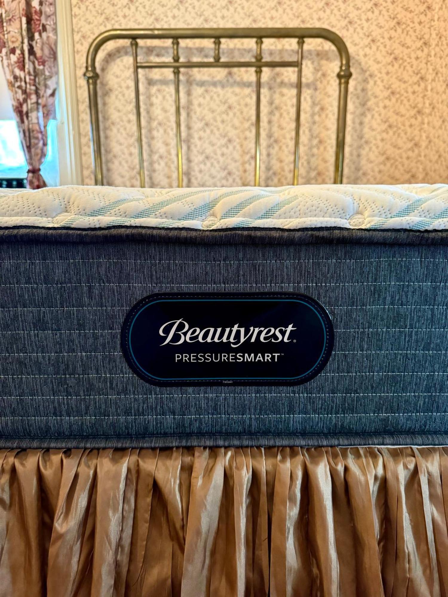 Pansy'S Parlor Bed & Breakfast Golden Luaran gambar
